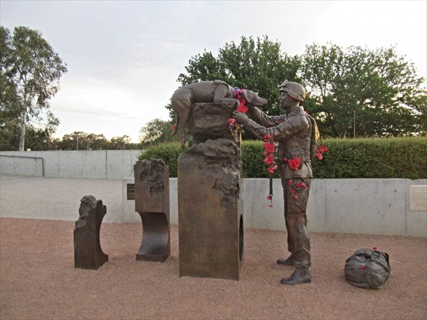 Австралийский военный мемориал, скульптура `Возвышение чувств`