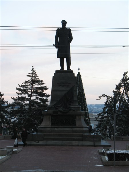 Севастополь. Памятник адмиралу Нахимову