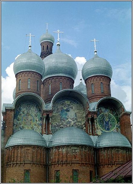 Красная церковь