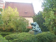 Moses_statue_near_Oldnew_Synagogue_in_Prague-Квартал Йозефов