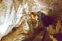 В Мраморной пещере-пещера Мраморная