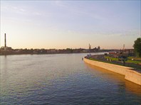 Мост Александра Невского-город Санкт-Петербург