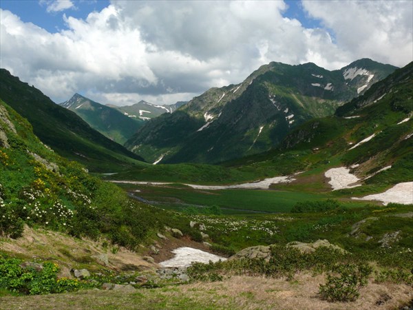 озерная долина Дзитаку