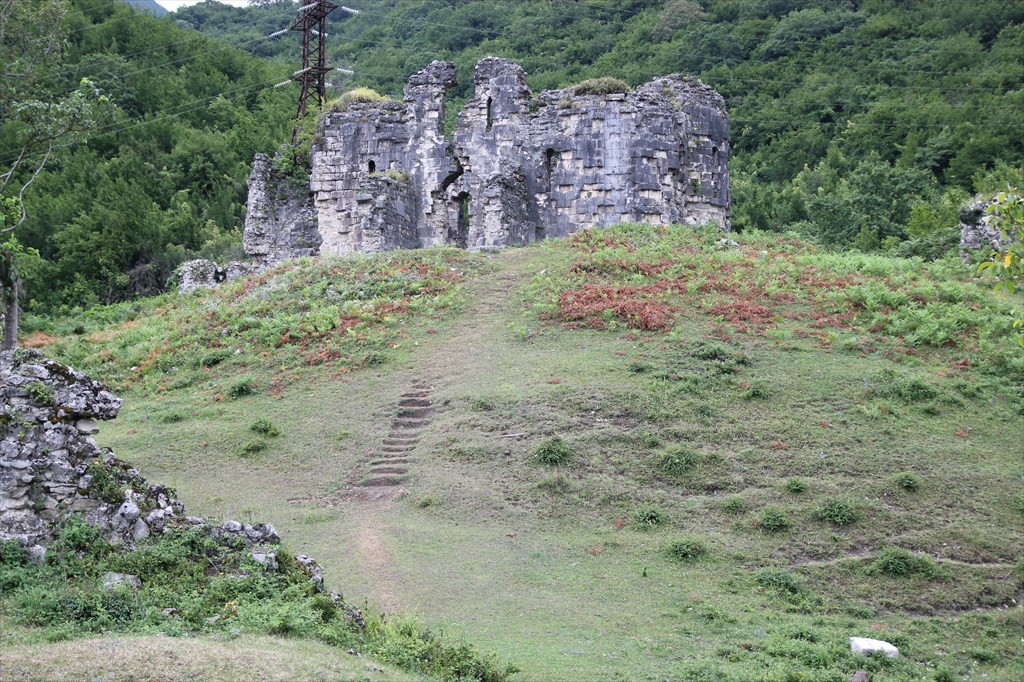 Бзыбский храм абхазия