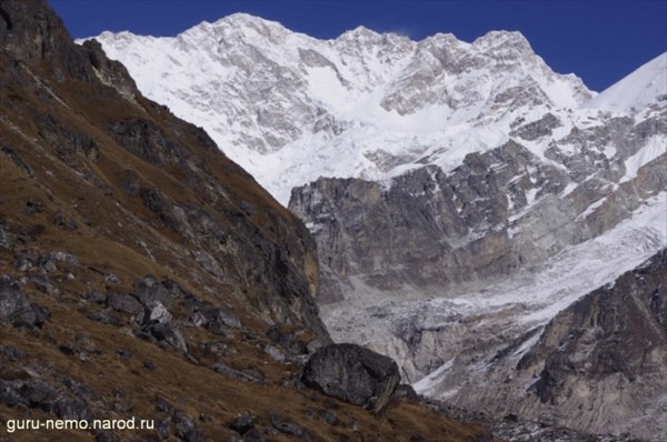Третья вершина планеты Kanchenjunga (8586 м)