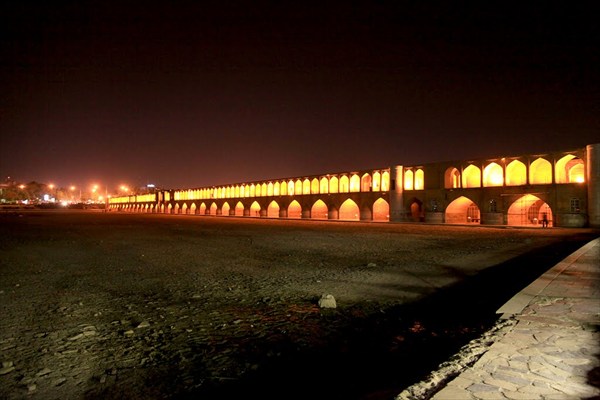 Мост в Исфахане. 