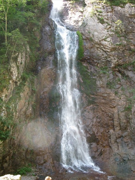 Водопад Черный Шаман