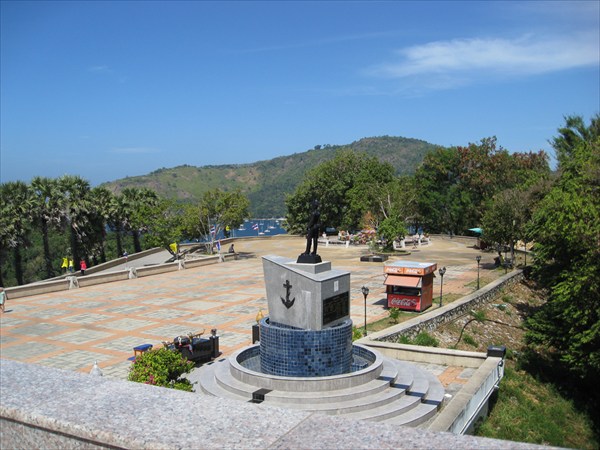 Памятник отцу тайского военного флота.
