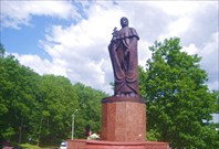 Памятник Ефросинье Полоцкой-Памятник Ефросиньи Полоцкой