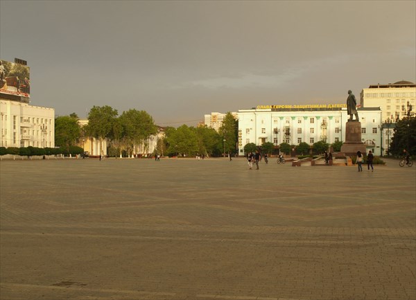 Центральная площадь Ленина