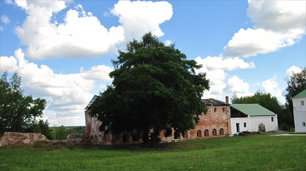 Фролищенский монастырь