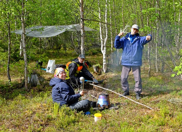 059_Обед на Саранчозере