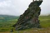 Каменный останец на перевале Дятлова