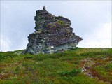 Каменный останец на перевале Дятлова