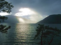 Световое представление над Sogne