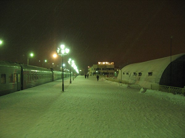 Ночь. Архангельск. -много.