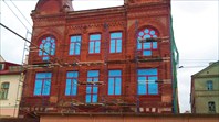 Здание на реставрации-Дом купца Муравьева