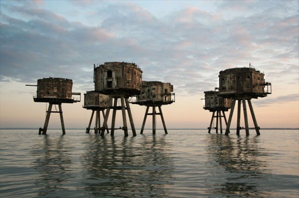 Maunsell-Sea-Forts