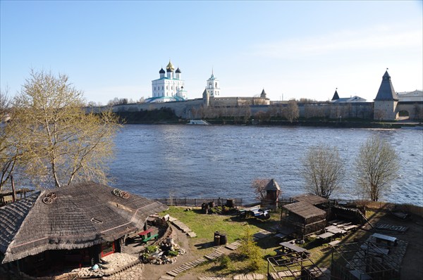 Псков - вид с Ольгинского моста