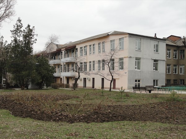 "Славянский" - единственный санаторий, не занятый военными