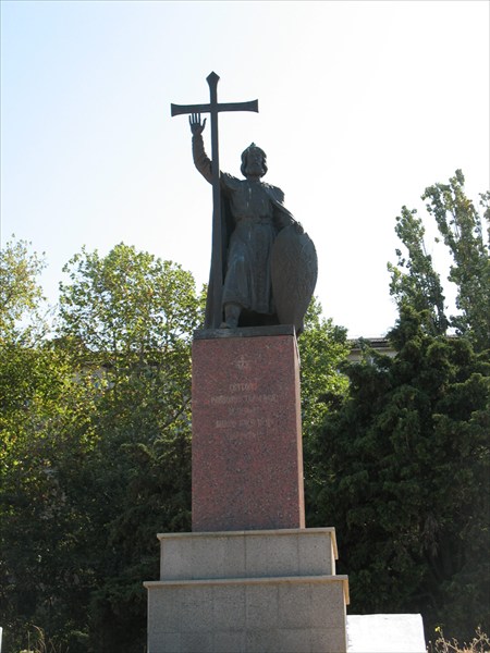 Памятник Св. Владимиру - Крестителю Руси
