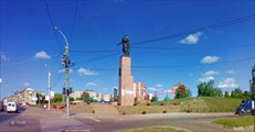 Какой-то памятник около ТК Серебряный город. Иваново. 24-08-11