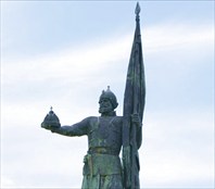 Символы покоренной Сибири-Памятник Ермаку