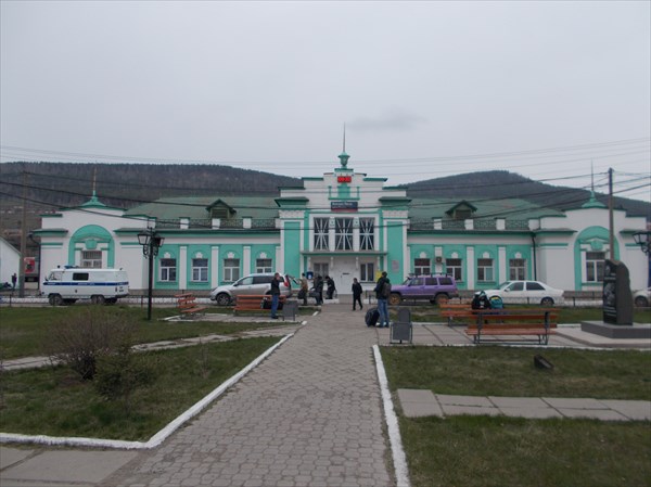 Усть-Кут. Железнодорожный вокзал