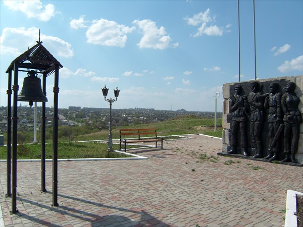 Мемориал памяти погибшим ополченцам и бойцам  ЛНР