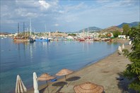 Вдоль набережной