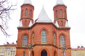 Церковь Петра и Павла (Армянская церковь) (1869-75) Черновцы