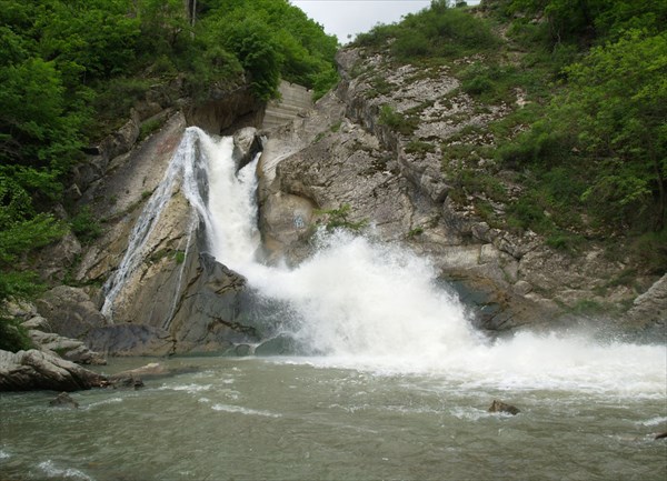 Хучнинский (Ханагский) водопад близ Дербента - 1