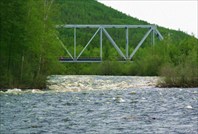 Мост через приток Ус-Кюёль
