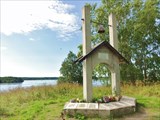 Памятник затопленному селу Подужемье