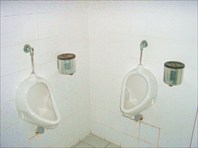 На автовокзале.