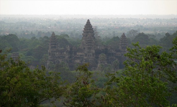 Там в джунглях Ангкор-Ват