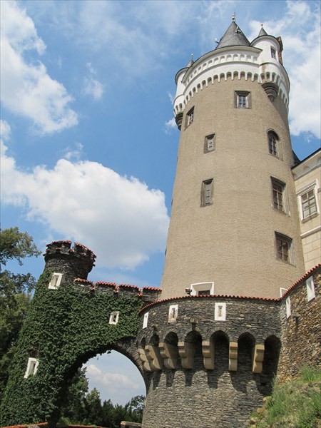 Замок Zleby