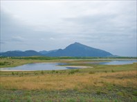 Синюха со стороны Чебачьих озер-гора Синюха