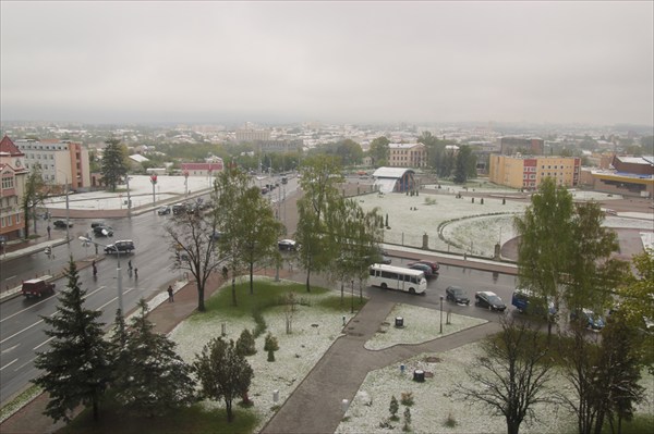 Г.Гродно. Гостиница "Белорусь". С утра снег!