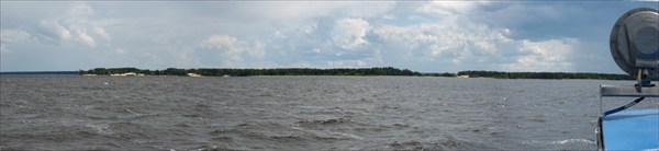 Панорама острова с катера