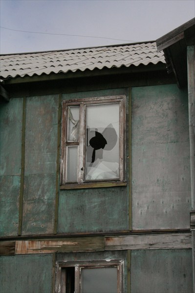 Разбитые окна