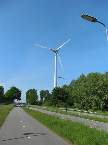 Типичная голландская велодорожка