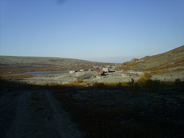 Вид на рудник со стороны плато