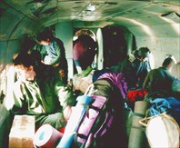 В вертолете на Хипсту. Февраль 2002