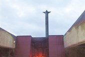Тверь. У Мемориала Победы