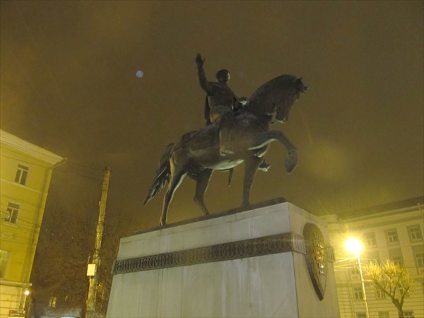 Памятник князю Михаилу Тверскому