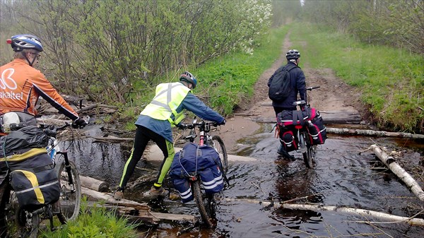 Встречаются лужи