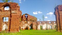 Руины казарм в Селищах