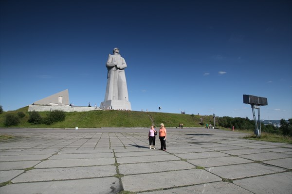 Мурманск. Памятник Алеше