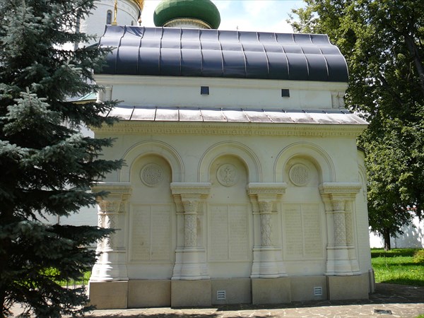 Усыпальница Пожарских и Хованских